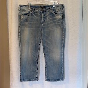 SZ 16 Silver Aiko Capri jeans
